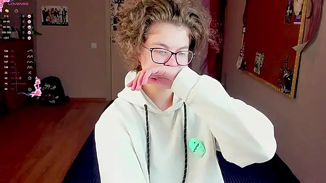 Sashy Way online show from December 2024 06:46:02 PM