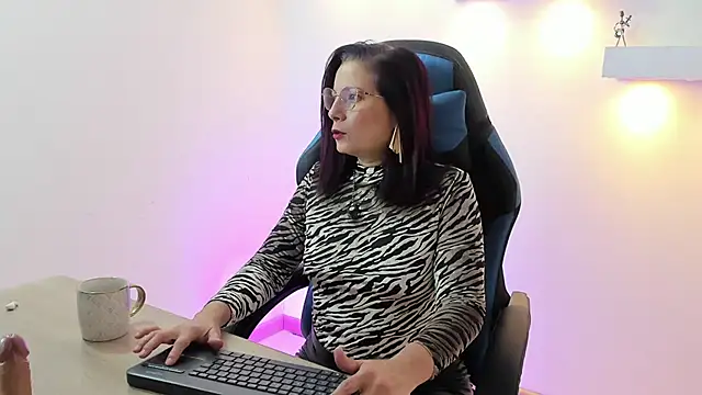 ada mclaine online show from March 2026 12:34:01 PM