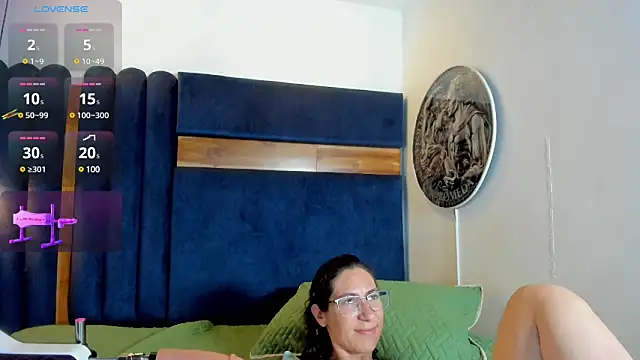 Snapshot of Andromeda-jade chatting on December 2024 03:18:02 AM Andromeda-jade online show from December 2024 03:18:02 AM