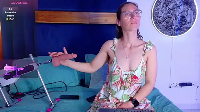 Snapshot of Andromeda-jade chatting on November 2025 03:23:02 AM Andromeda-jade online show from November 2025 03:23:02 AM