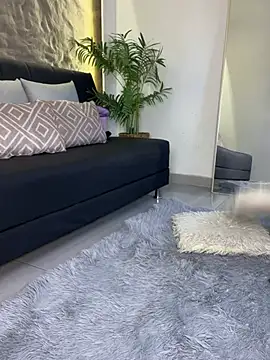 Isa  Blanc online show from March 2026 03:17:01 AM