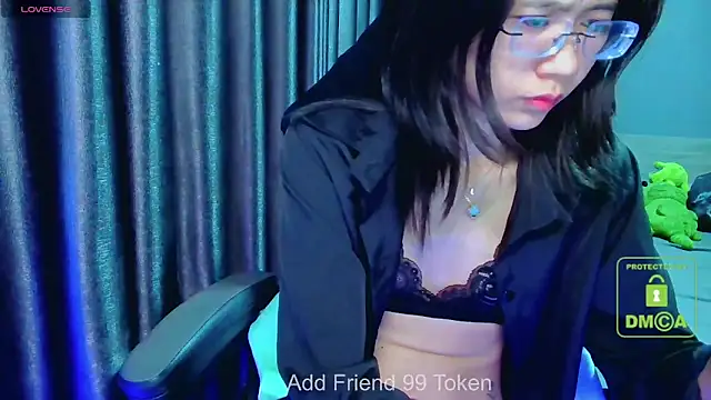 Snapshot of littlemiilk chatting on December 2024 05:03:01 PM littlemiilk online show from December 2024 05:03:01 PM