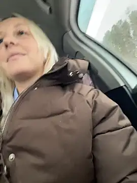 Snapshot of MerlinDave chatting on February 2026 04:19:02 AM MerlinDave online show from February 2026 04:19:02 AM