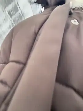 Snapshot of MerlinDave chatting on March 2026 01:43:01 AM MerlinDave online show from March 2026 01:43:01 AM