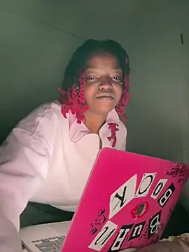 Snapshot of minimama69 chatting on April 2026 11:11:01 AM minimama69 online show from April 2026 11:11:01 AM