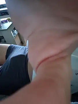 milujuto1984 online show from April 2026 07:41:01 PM