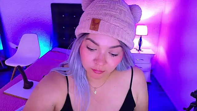 Snapshot of Cuckold_lover69 chatting on March 2025 06:30:01 AM Cuckold lover69 online show from March 2025 06:30:01 AM