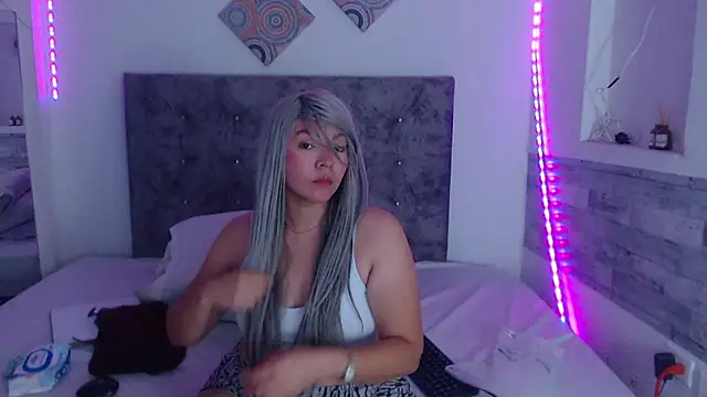Snapshot of Cuckold_lover69 chatting on April 2026 03:09:02 AM Cuckold lover69 online show from April 2026 03:09:02 AM