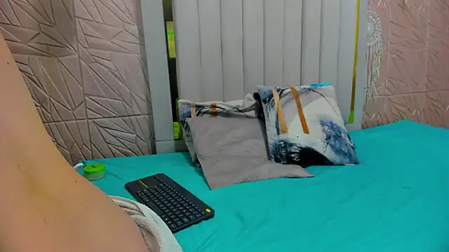 Ammy Connor1 online show from November 2025 08:30:02 PM