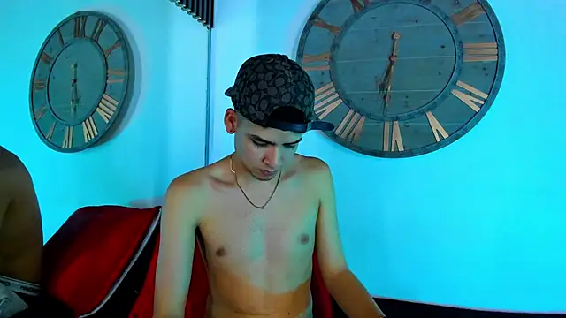 Mike 0233  online show from February 2025 08:08:01 AM