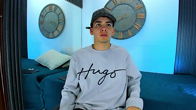 Mike 0233  online show from February 2025 04:03:02 AM