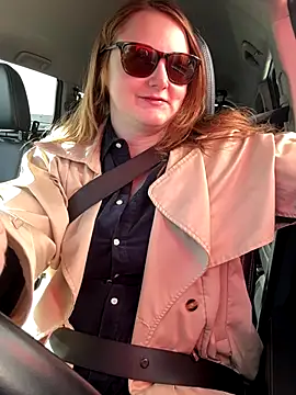 Snapshot of GingerSnap33 chatting on November 2025 06:06:01 PM GingerSnap33 online show from November 2025 06:06:01 PM