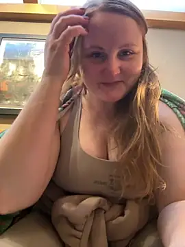 Snapshot of GingerSnap33 chatting on December 2025 08:07:02 PM GingerSnap33 online show from December 2025 08:07:02 PM