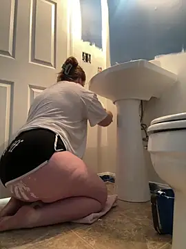 Snapshot of GingerSnap33 chatting on December 2025 03:19:02 PM GingerSnap33 online show from December 2025 03:19:02 PM