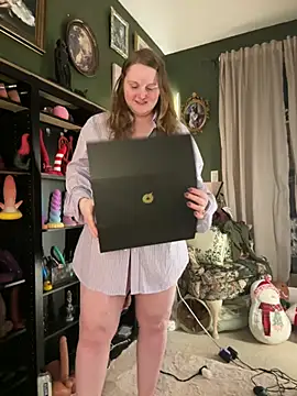 Snapshot of GingerSnap33 chatting on January 2026 03:08:02 AM GingerSnap33 online show from January 2026 03:08:02 AM