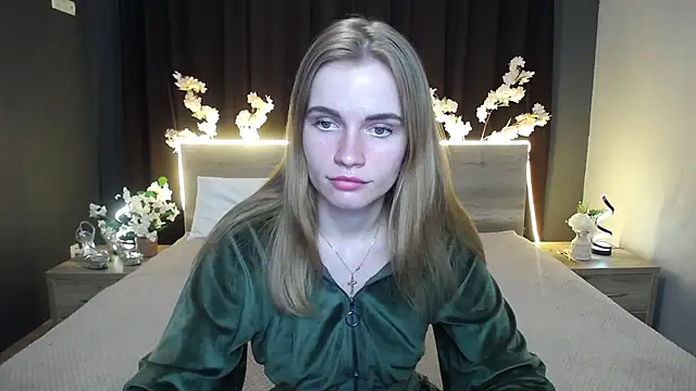 Snapshot of MargaritaKiss chatting on April 2026 06:44:02 PM MargaritaKiss online show from April 2026 06:44:02 PM