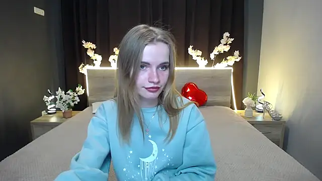 Snapshot of MargaritaKiss chatting on April 2026 06:32:01 PM MargaritaKiss online show from April 2026 06:32:01 PM