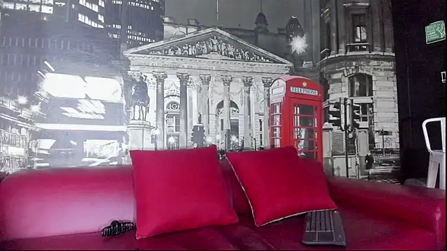 CloeRodriguez online show from December 2025 03:19:01 PM