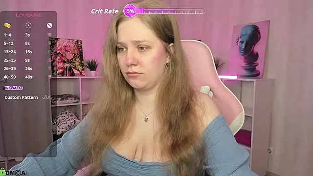 Snapshot of Megan_Violer chatting on May 2026 05:20:01 PM Megan Violer online show from May 2026 05:20:01 PM