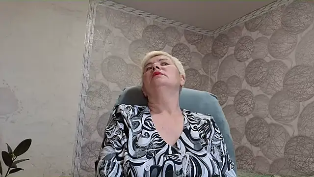 NicoleOlla online show from October 2025 02:48:01 AM