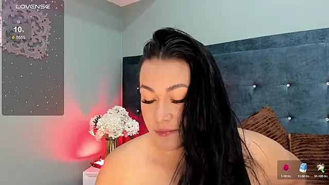 Snapshot of Miss_Ambeer chatting on March 2025 11:29:02 AM Miss Ambeer online show from March 2025 11:29:02 AM