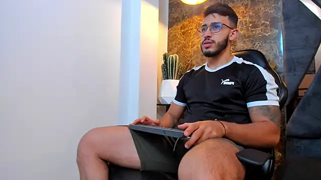 Liam Kleiin online show from September 2025 11:22:02 AM