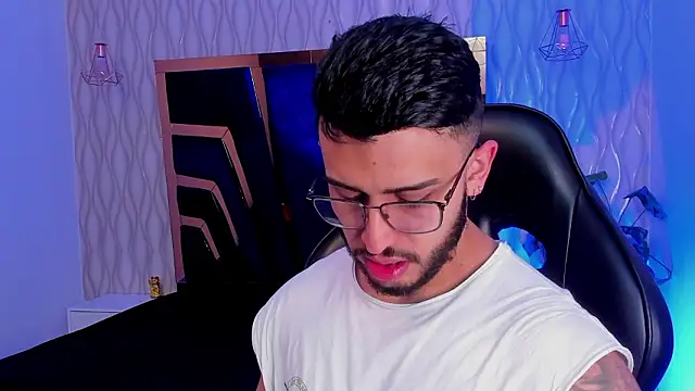 Liam Kleiin online show from February 2026 11:43:02 AM