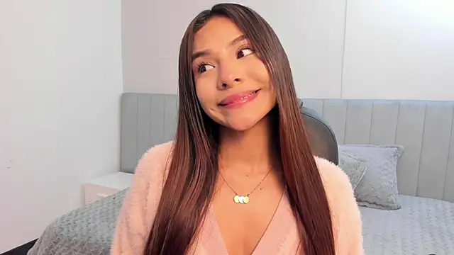 Snapshot of amira_cute2 chatting on March 2025 10:03:02 AM amira cute2 online show from March 2025 10:03:02 AM