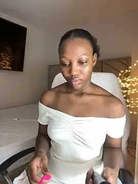 kellya  online show from November 2025 11:25:02 PM