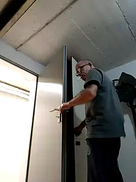 Snapshot of bottomhairy chatting on March 2025 07:45:02 PM bottomhairy online show from March 2025 07:45:02 PM