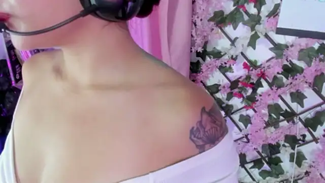 Snapshot of SoyMarce@xh chatting on April 2026 07:06:02 AM SoyMarcexh online show from April 2026 07:06:02 AM