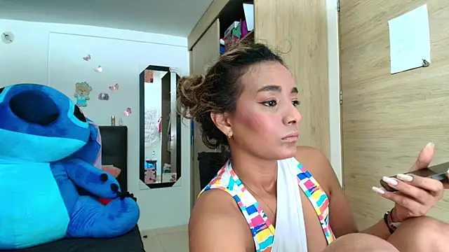 megan collins96 online show from April 2026 09:48:02 PM