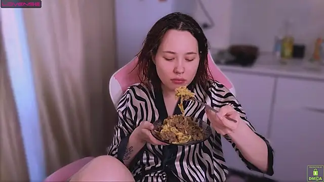 Snapshot of Airyhill chatting on February 2026 11:32:02 AM Airyhill online show from February 2026 11:32:02 AM