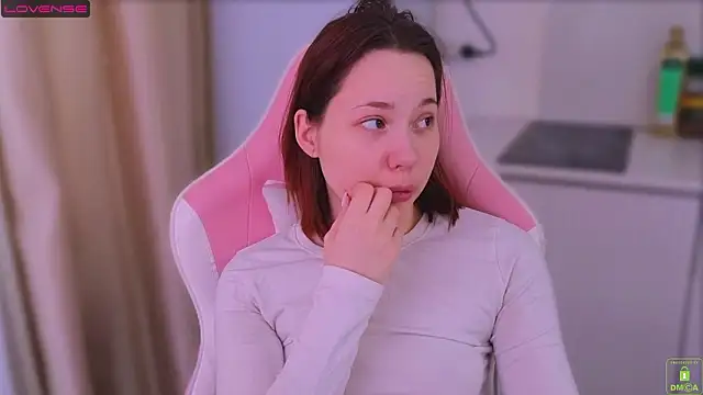 Snapshot of Airyhill chatting on March 2026 01:39:01 PM Airyhill online show from March 2026 01:39:01 PM