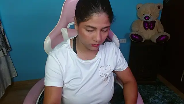 Candela-Smith online show from February 2026 10:09:01 PM