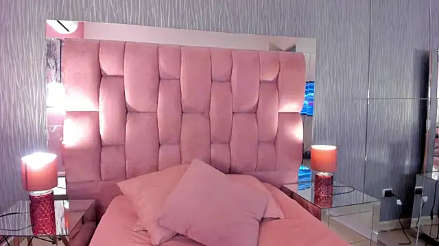 Chloe evans   online show from November 2025 11:43:02 AM