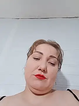 EmmaQueen4 online show from May 2026 08:01:01 AM