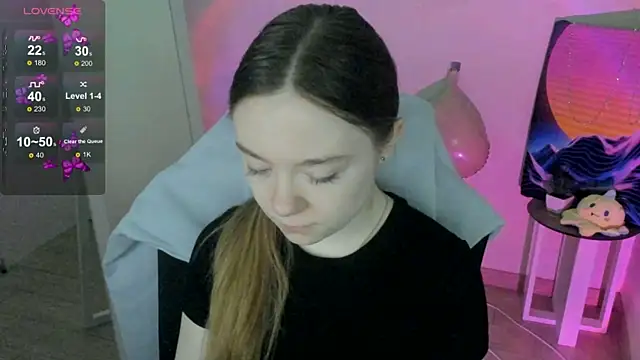 Florence meow online show from February 2025 07:48:02 AM