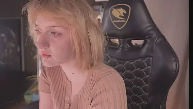 ELLIEJAY online show from January 2026 12:21:02 PM