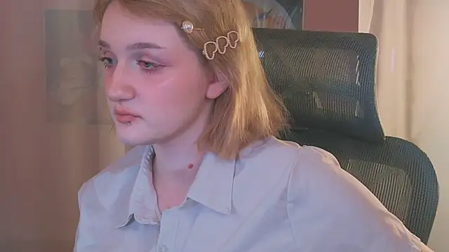 Snapshot of ELLIEJAY chatting on February 2026 05:33:02 AM ELLIEJAY online show from February 2026 05:33:02 AM