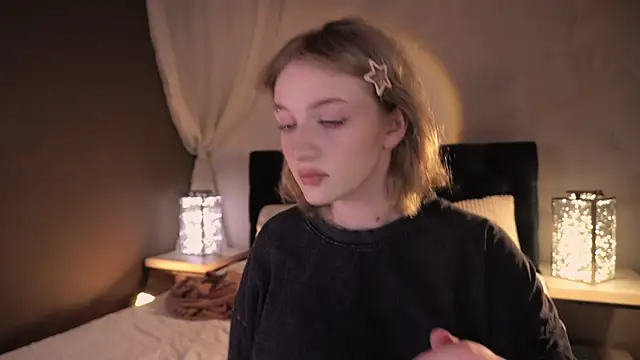 Snapshot of ELLIEJAY chatting on February 2026 05:14:02 AM ELLIEJAY online show from February 2026 05:14:02 AM