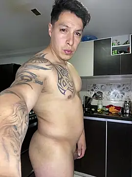 Snapshot of milangym127 chatting on December 2024 03:54:01 AM milangym127 online show from December 2024 03:54:01 AM