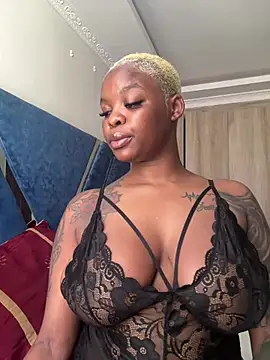 Snapshot of SexxyLunar chatting on May 2026 08:42:02 AM SexxyLunar online show from May 2026 08:42:02 AM