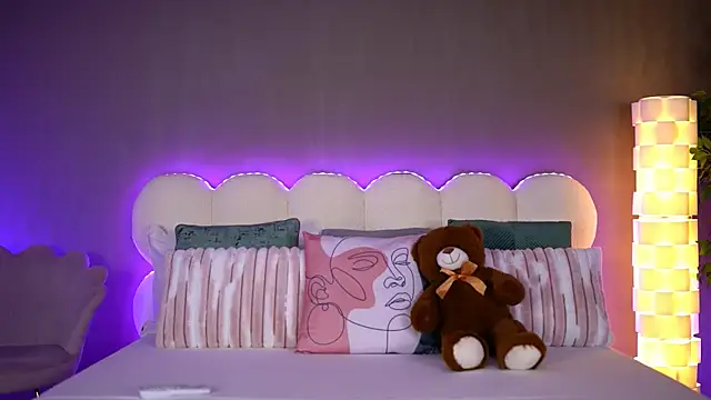 Snapshot of HaileyMadow chatting on January 2026 07:01:02 AM HaileyMadow online show from January 2026 07:01:02 AM