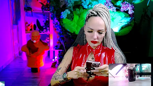 MonicaMaxwel online show from December 2025 11:03:02 AM