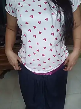 Ankita202 online show from June 2026 06:33:01 AM