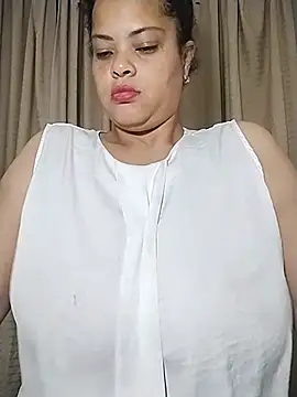 Snapshot of sweetpe chatting on August 2026 05:42:01 AM sweetpe online show from August 2026 05:42:01 AM