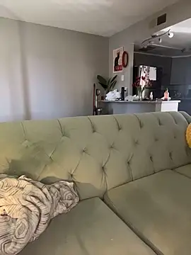 molly witha chance online show from March 2026 06:57:01 PM