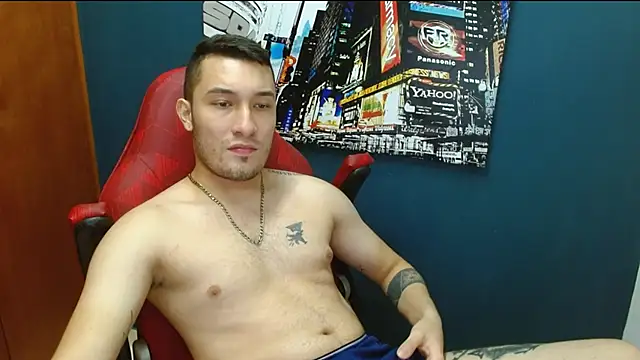Snapshot of Airon_Blade chatting on December 2024 01:18:01 AM Airon Blade online show from December 2024 01:18:01 AM