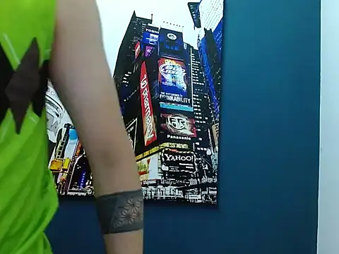 Snapshot of Airon_Blade chatting on December 2024 01:46:01 AM Airon Blade online show from December 2024 01:46:01 AM